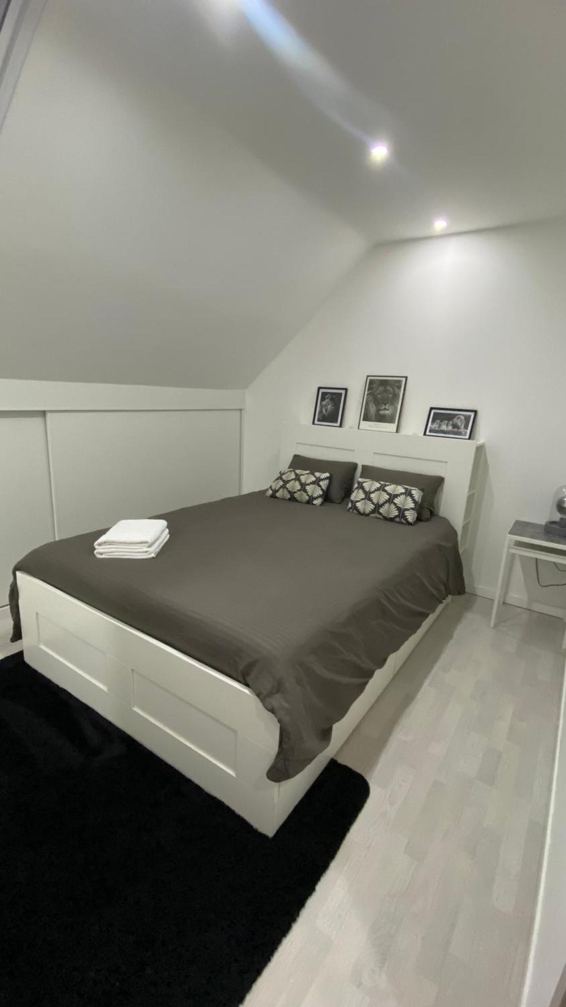 Next2Airport - Appartement House Of Lions Ransart Esterno foto