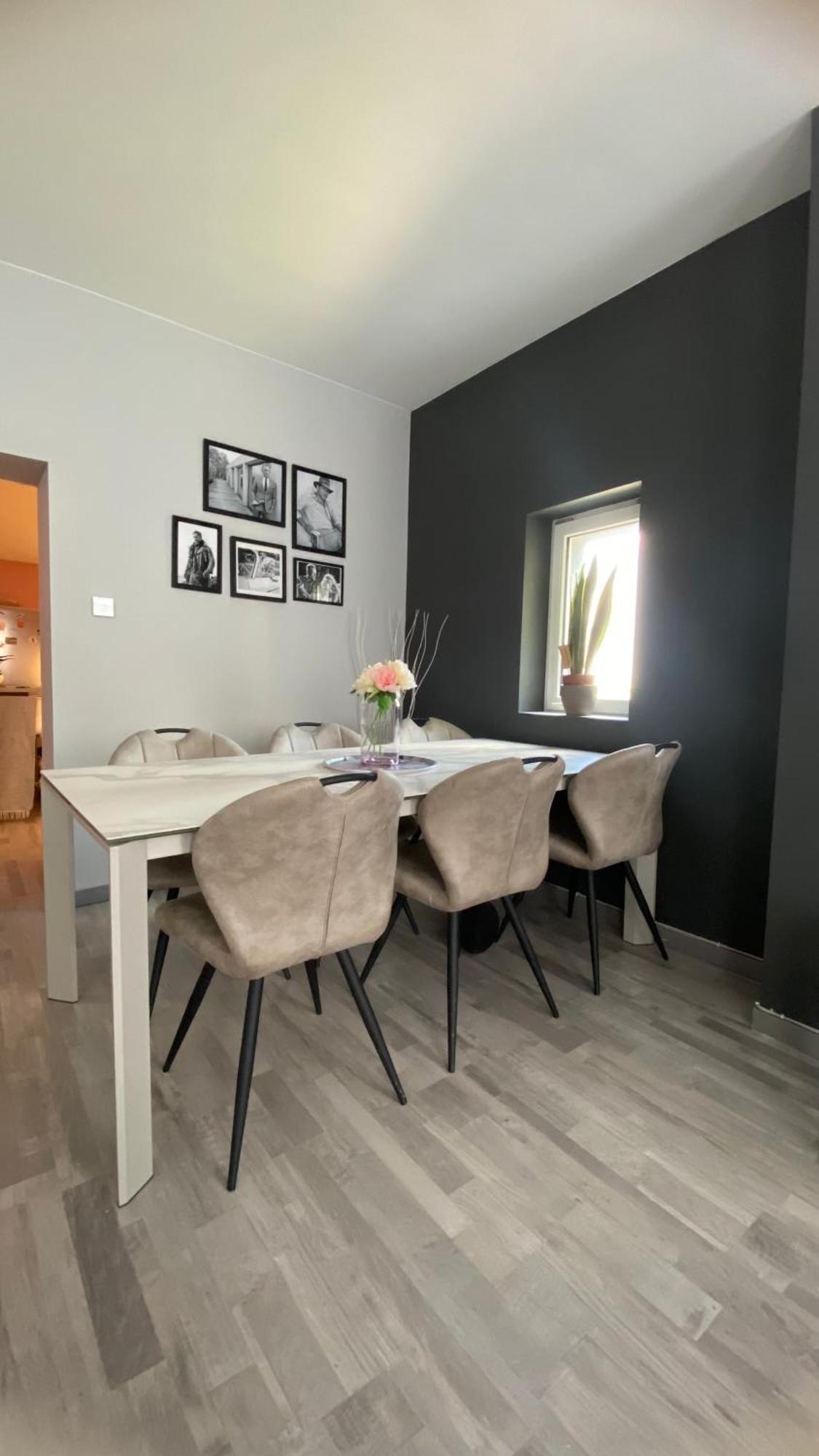 Next2Airport - Appartement House Of Lions Ransart Esterno foto